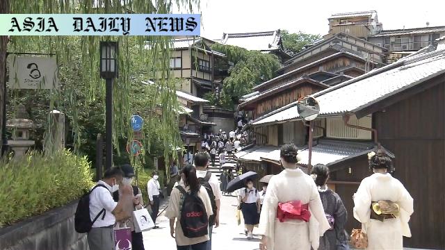 Record-Breaking Kyoto Tourism: 16.3 Million Overnight Visitors Shine
