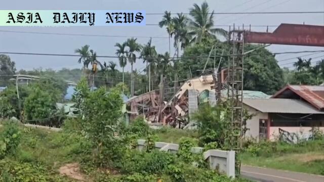 Thailand-Cambodia Talks: Critical Conflict Resolution Amid Clashes & 30 Fatalities